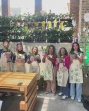 Orquídea sembrada por participantes en el Taller Florecer de Piante